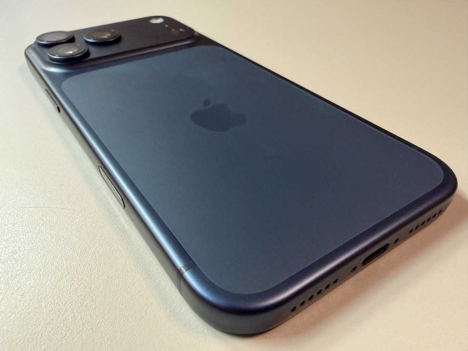  Apple / iPhone 17 Pro Max / 256 Gb / Deep Blue / 37 Incarcari