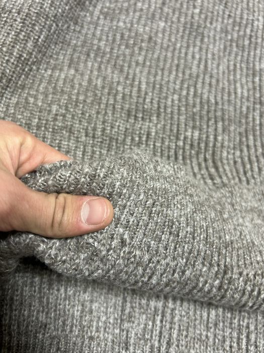 Свитер-поло серый