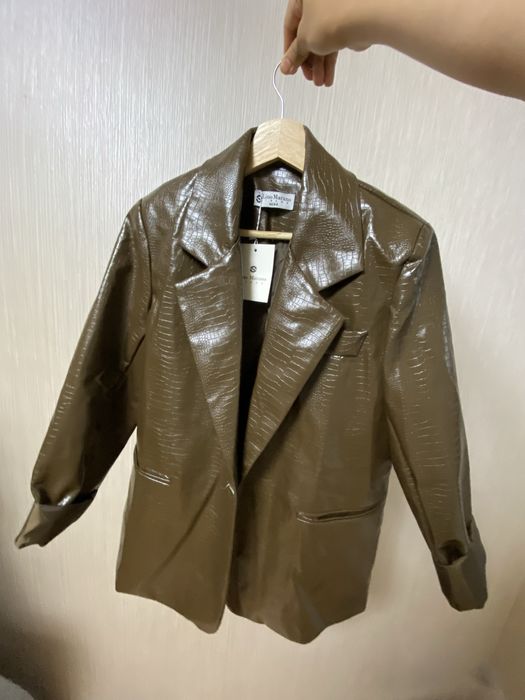 Продам женский пиджак !