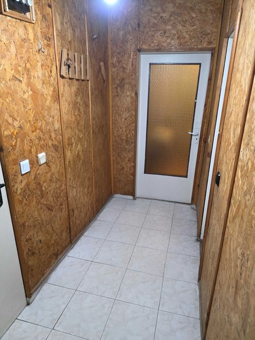 Продава се Двустаен апартамент в Казанлък - 67 кв.м за 609 €/кв.м - Снимка #3