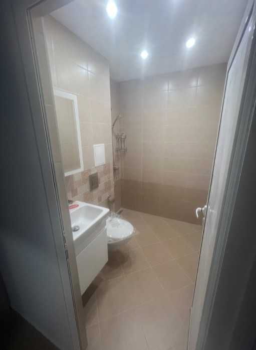 Дава се под наем Многостаен апартамент в София, Изток - 83 кв.м за 767 € - Снимка #9