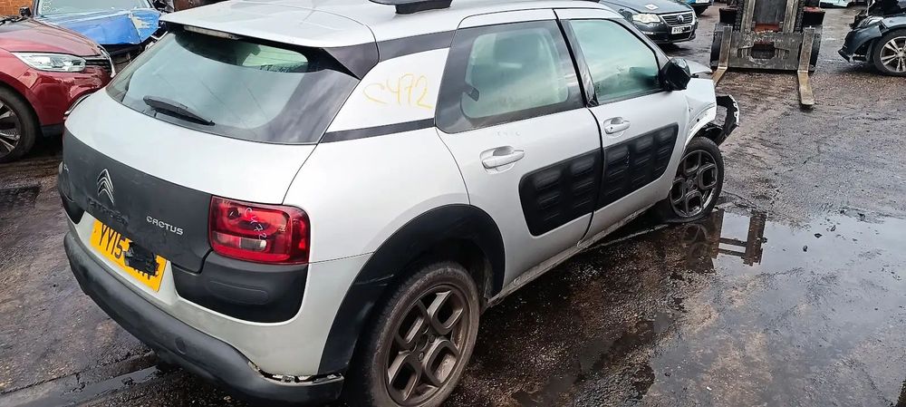 Dezmembrari / Dezmembrez Citroen C4 Cactus 1.6 HDI DV6FD cutie viteze manuala cod culoare EZR