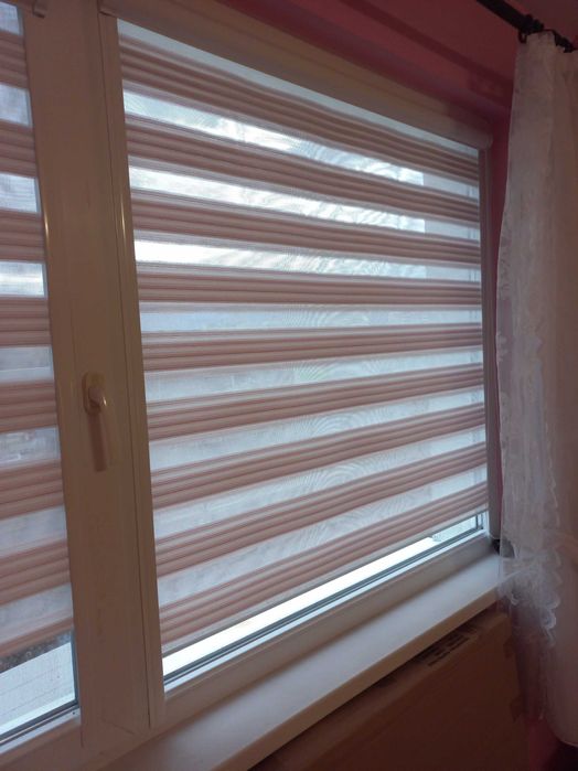 Щори ден и нощ от Ролпласт