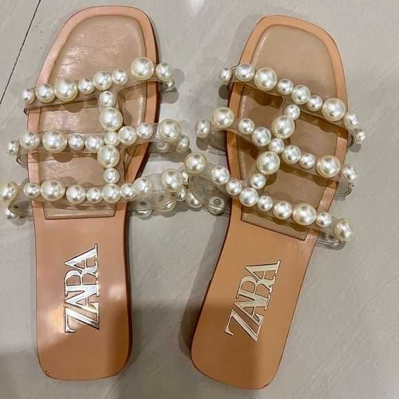 Women pantofi  sandale  cizme  etc .  toate matimile  pret avantajos