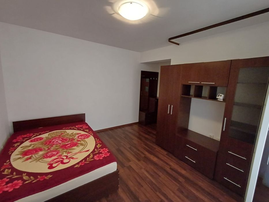 Vând apartament 1 camera,  curte proprie