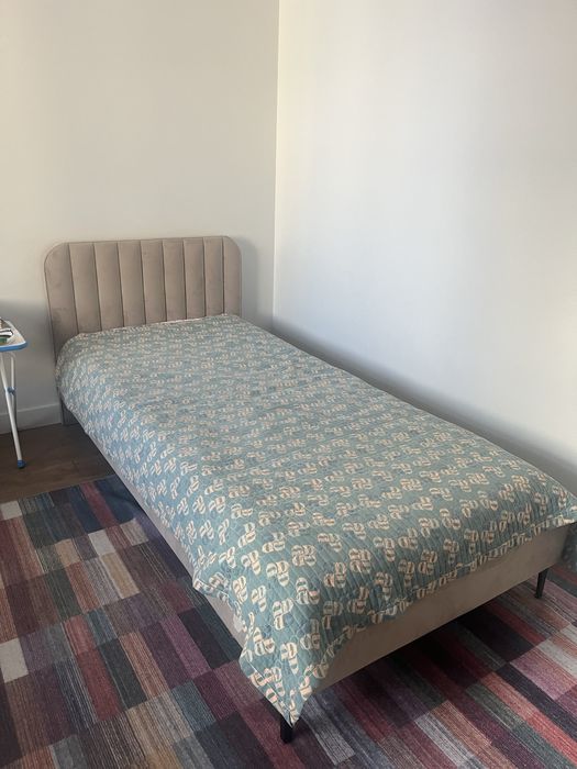 Кровать детская с матрасом