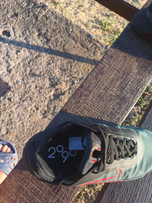 Продавам Маратонки NIKE AIR 2090