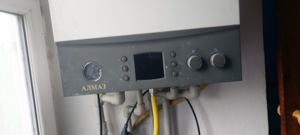 Сенада тураты пеш