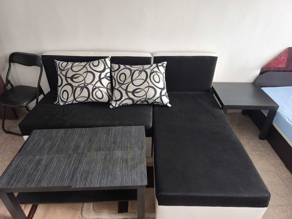 Диван с функция сън