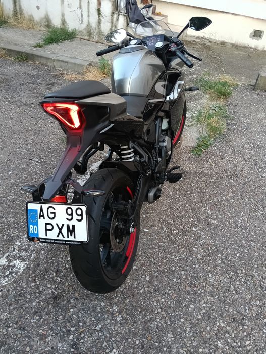 Cf moto 300sr ABS