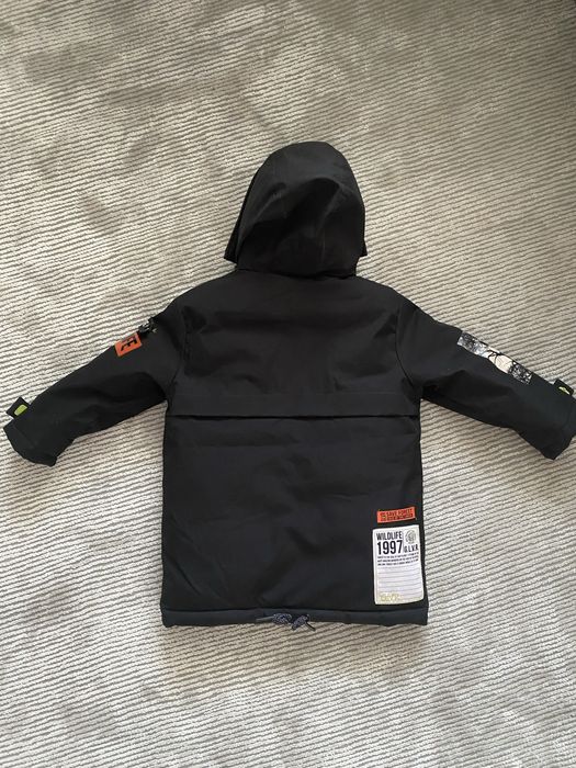 Продам осеннюю куртку Гуливер