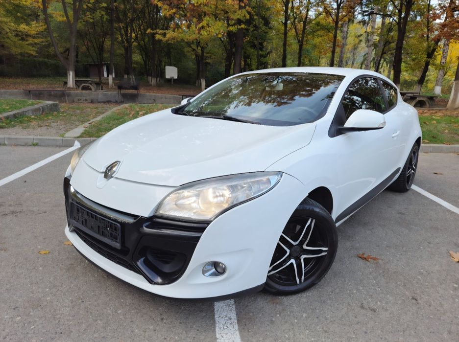 RENAULT Megane 2012 — imagine 2