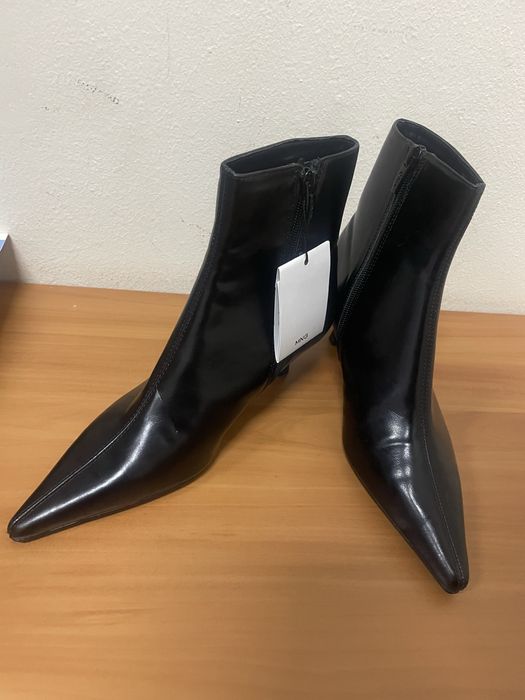 MANGO нови черни боти