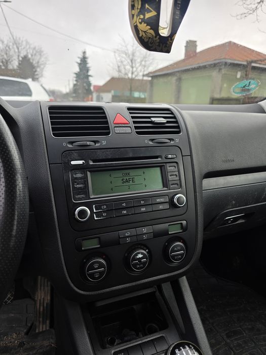 Golf V 1.6 mpi benzina