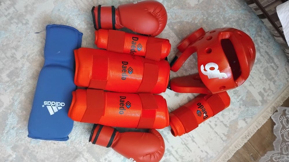 Продам кимоно на мальчика