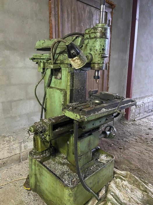 Фрезерный станок