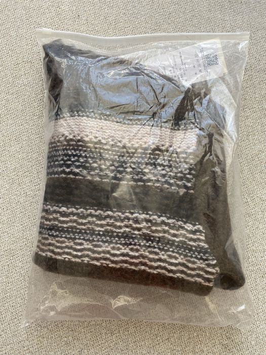 Свитер , эмитация двухслойности