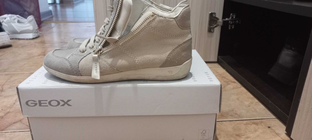 Обувки Geox 36 номер