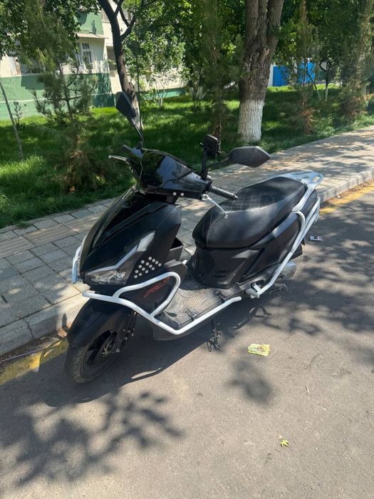 Skuter 150 kuba sotiladi