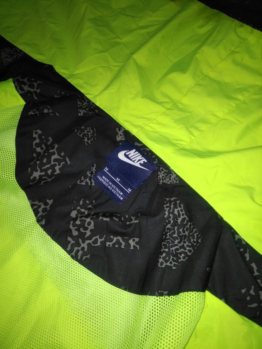 Jachetă damă Nike mărimea M