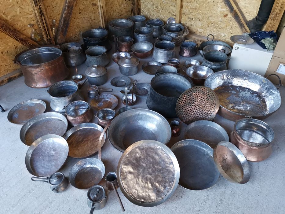 Медни съдове 60  броя