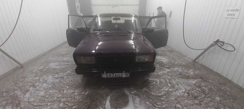 ВАЗ 2107 на активном ходу