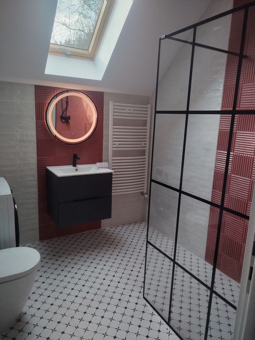 Inchiriez casa în Parcul Regina Maria