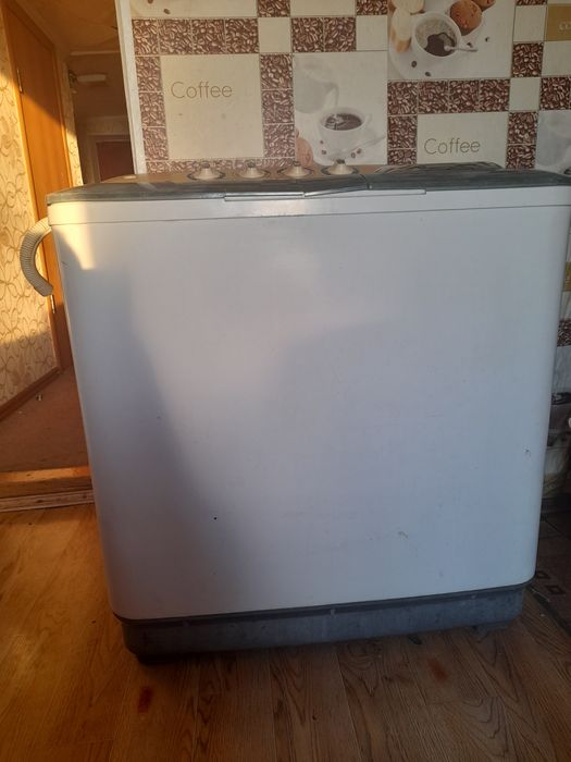 Продам стиральную машинку полуавтомат