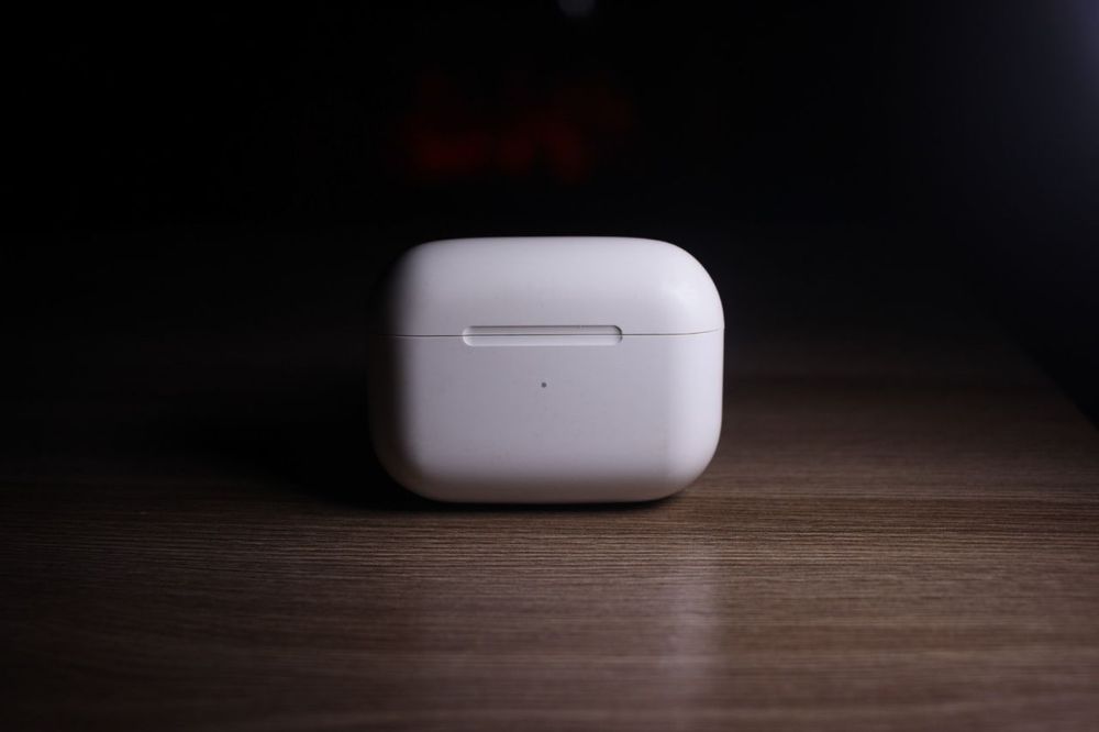 Продам наушники AirPods Pro