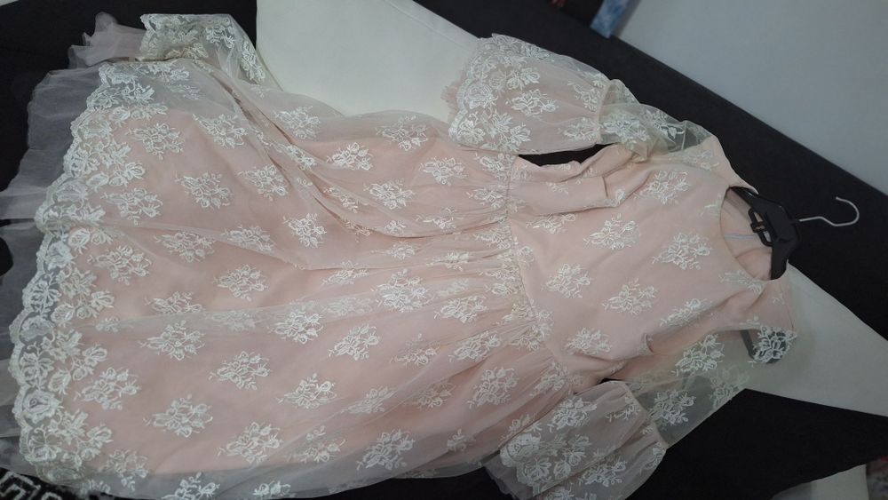 Rochie elegantă  din dantela