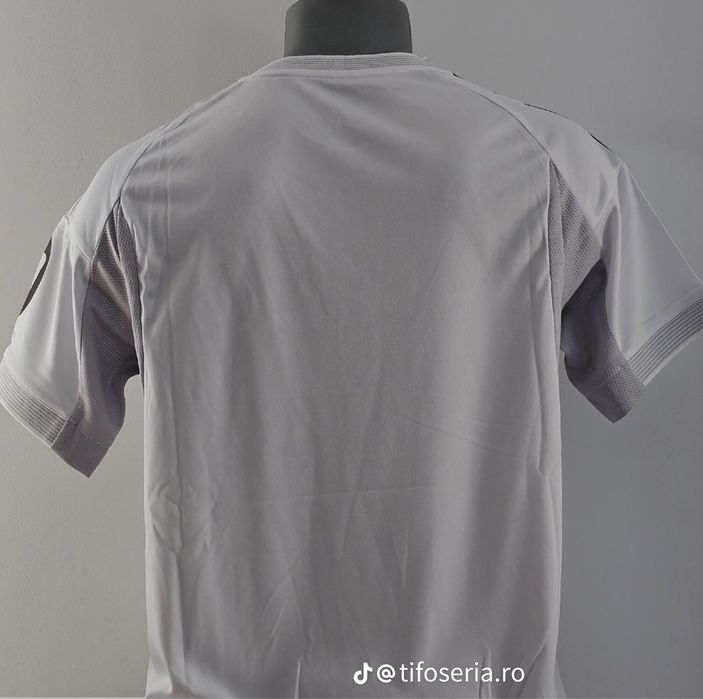 Tricou real madrid