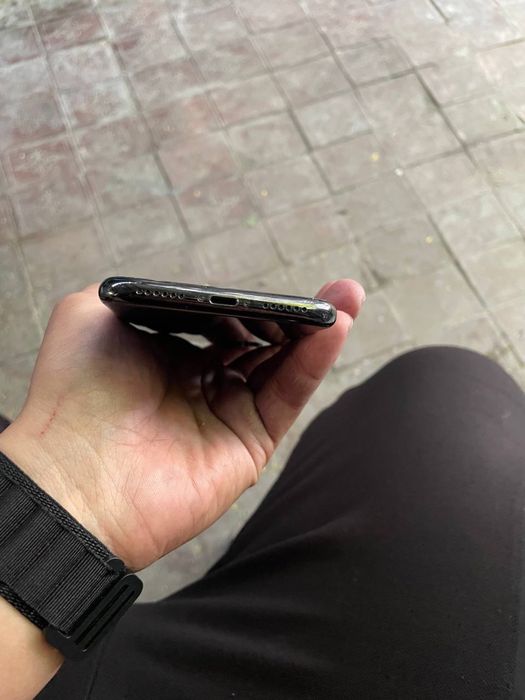 iPhone X holati ideal