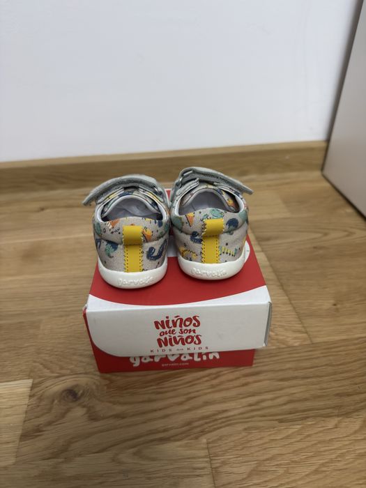 Sneakersii Garvalin Barefoot, marimea 22