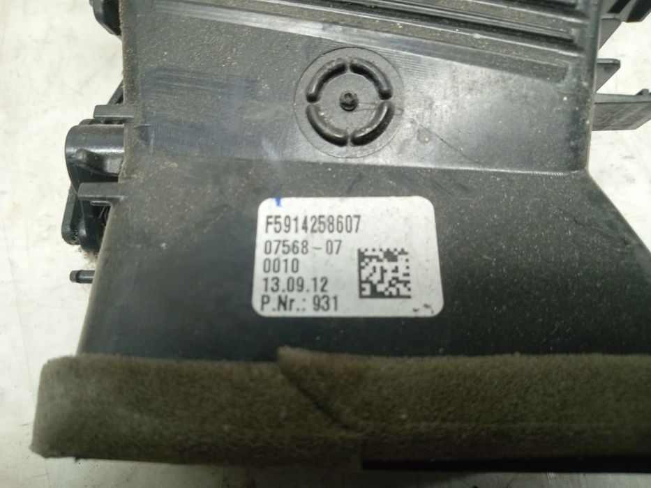 Grila ventilatie f5914258607 BMW Seria 5 F07/F10/F11 (2009 - 2013)
