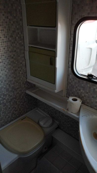 Autorulota Vanzare sau schimb cu. Autoutilitara