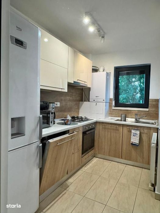 Inchiriere apartament 2 camere  complex rezidential Banu Manta