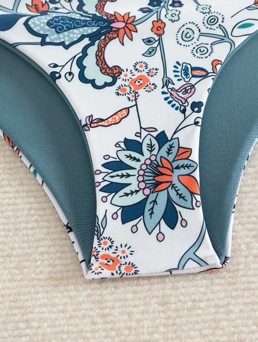 Бански костюм  (две части)