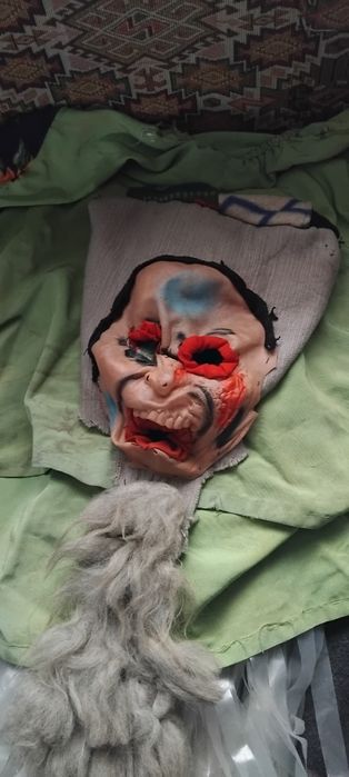 Haine de mascat și mască