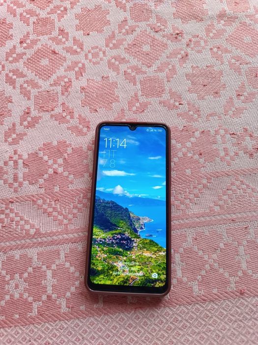 Продаю Redmi 13C