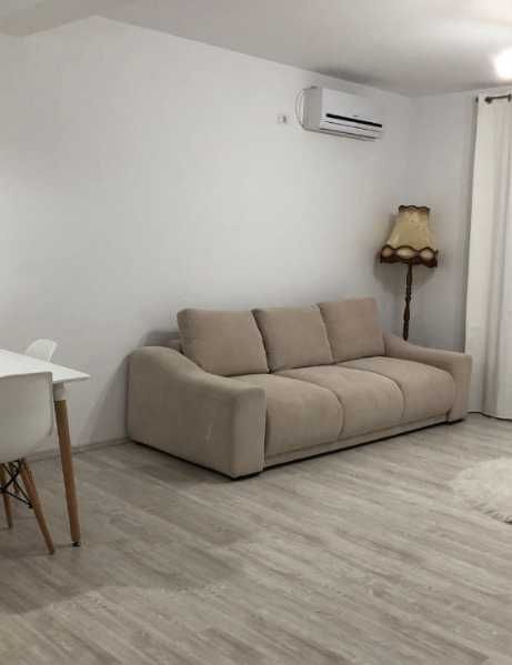 Дава се под наем Двустаен апартамент в Пловдив, Изгрев - 48 кв.м за 198.9 € - Снимка #1