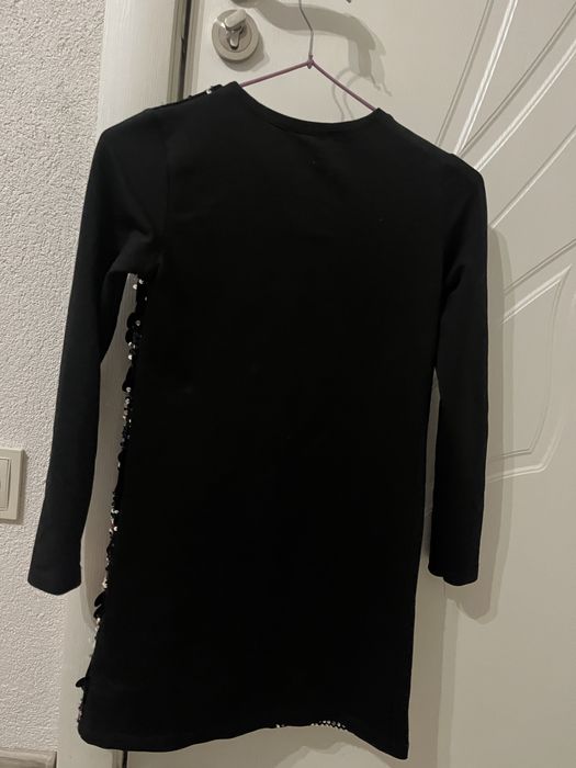 Детска рокля с пайети