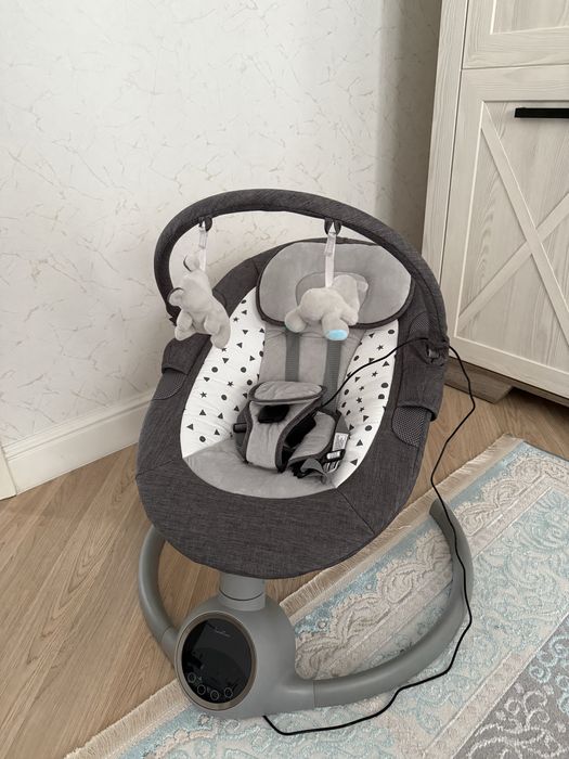 Продам Шезлонг детский