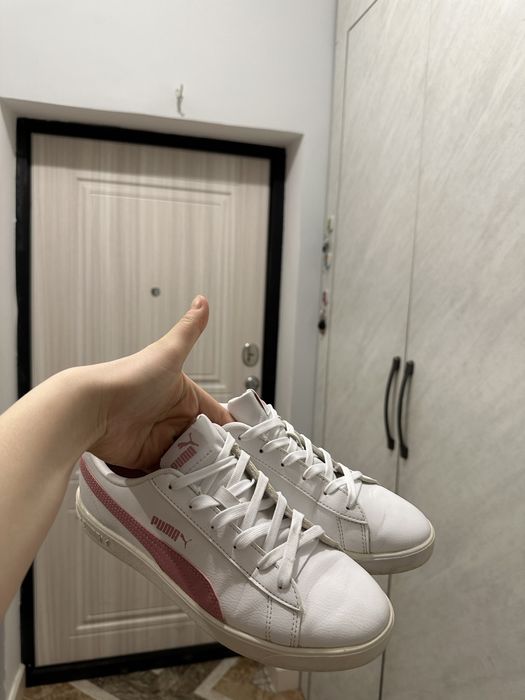 белые крассовки puma оригинальные 38 размер
