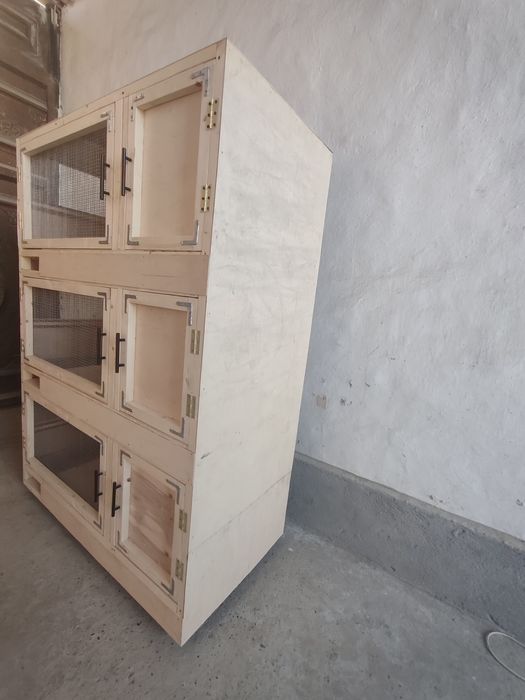 3 etajlik razmer eni 70 uzilik 140 boʻyi 190 tagi roʻlikli