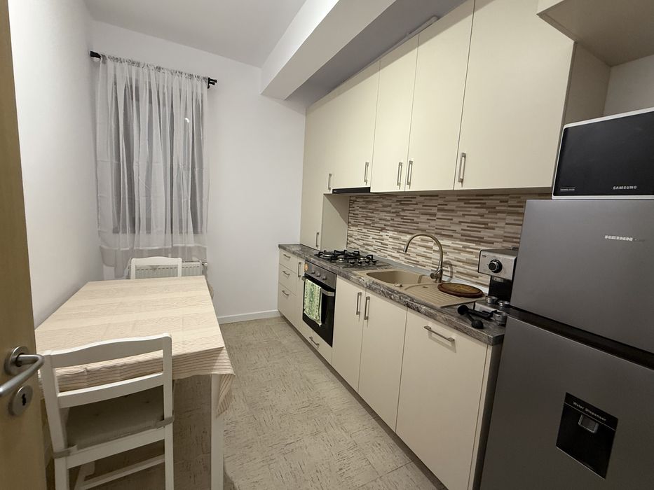 Apartament 2 camere de inchiriat