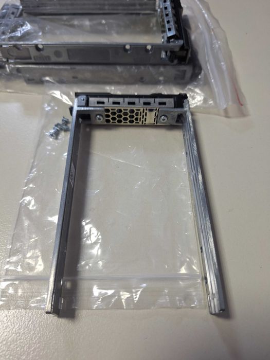 Tray/caddy0KG7NR Dell 2.5 Hot Plug SAS/SATA Tray SFFT