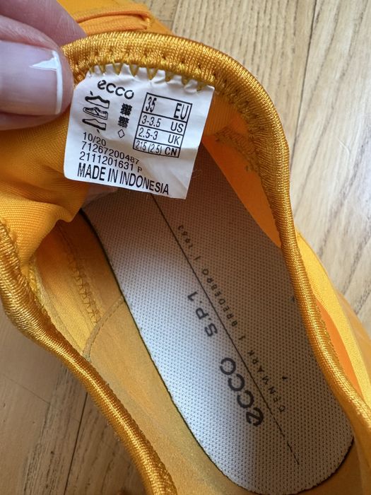Pantofi Ecco marimea 35