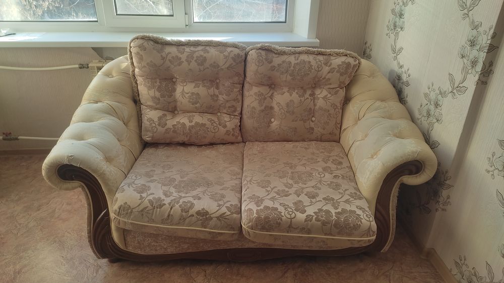 Продам диваны 2 шт