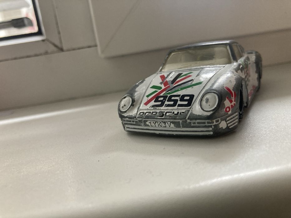 Количка matchbox специална серия porsche 959 1986г 1/38