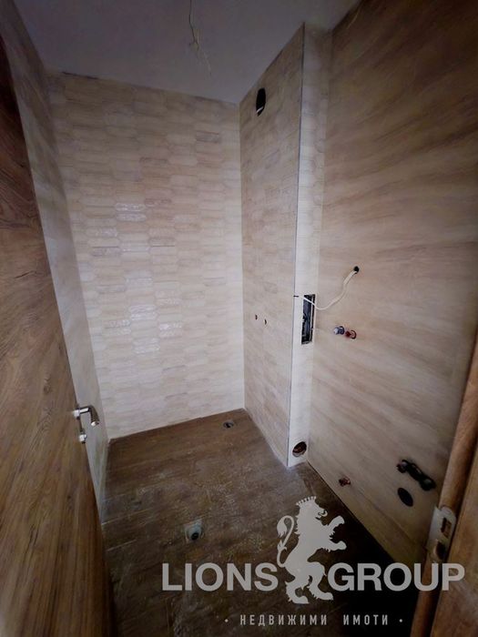 Продава се Тристаен апартамент в Варна, Бриз - 97 кв.м за 1315 €/кв.м - Снимка #11